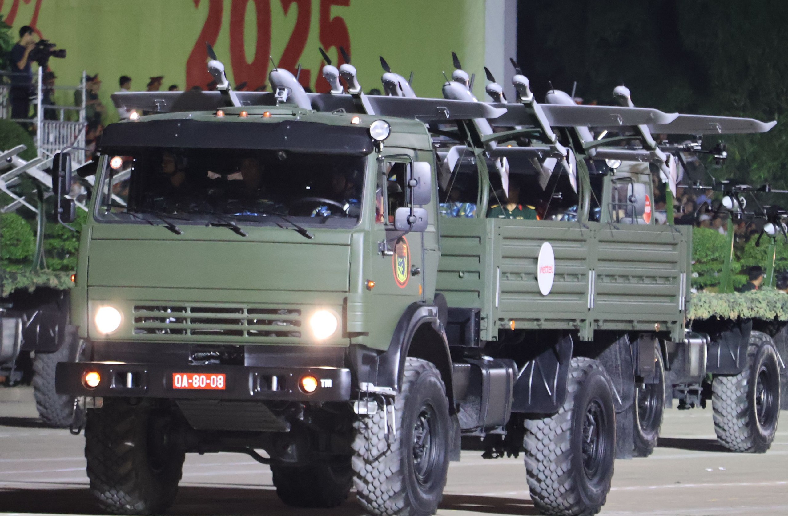 UAV VU-C2 với khả năng tự tìm kiếm mục tiêu