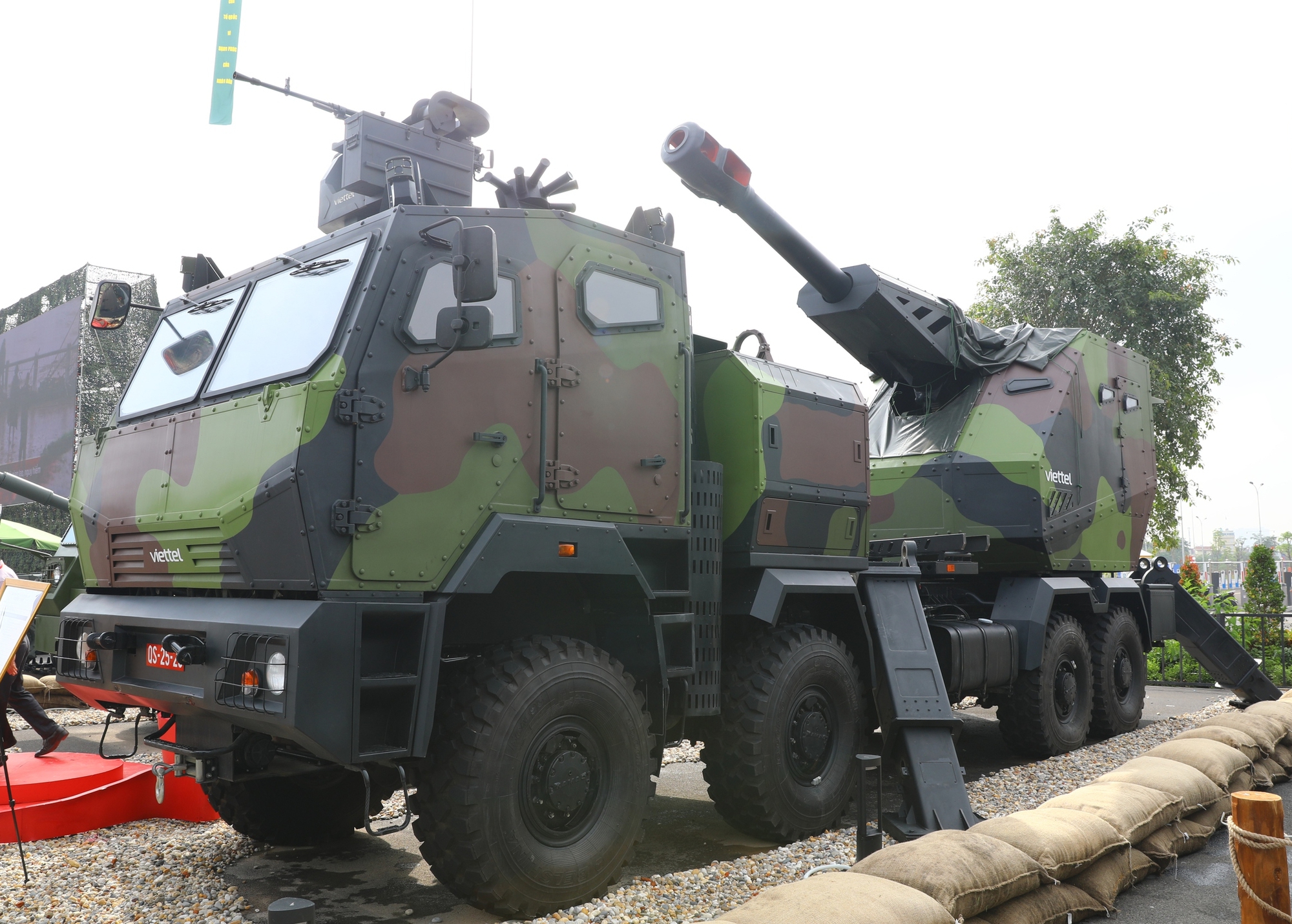 Pháo tự hành 152 mm Việt Nam