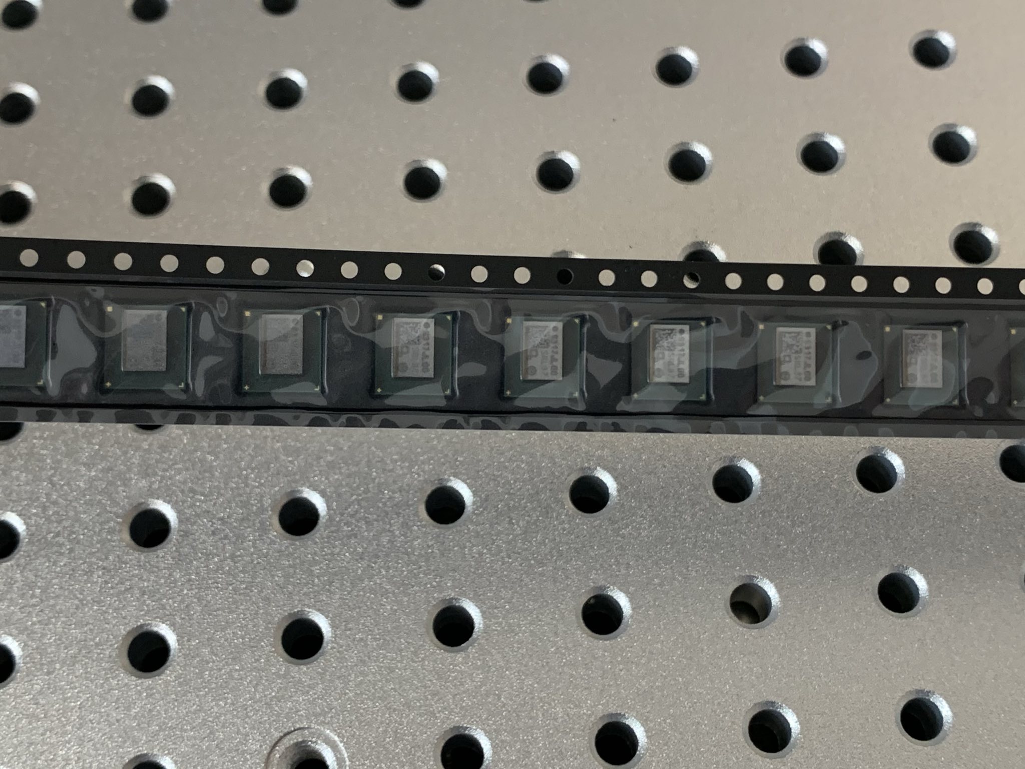 256.000 chip Intel sắp được phát miễn phí, nhưng không phải ai cũng dùng được- Ảnh 3.