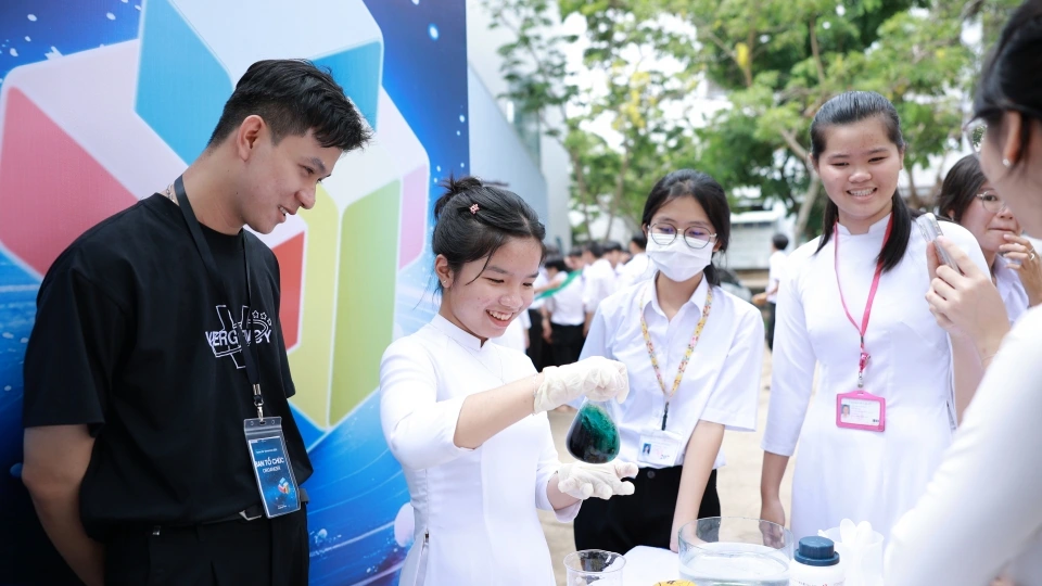 Toàn cảnh diễn đàn thúc đẩy đổi mới sáng tạo và phát triển các ngành công nghệ chiến lược tại Việt Nam