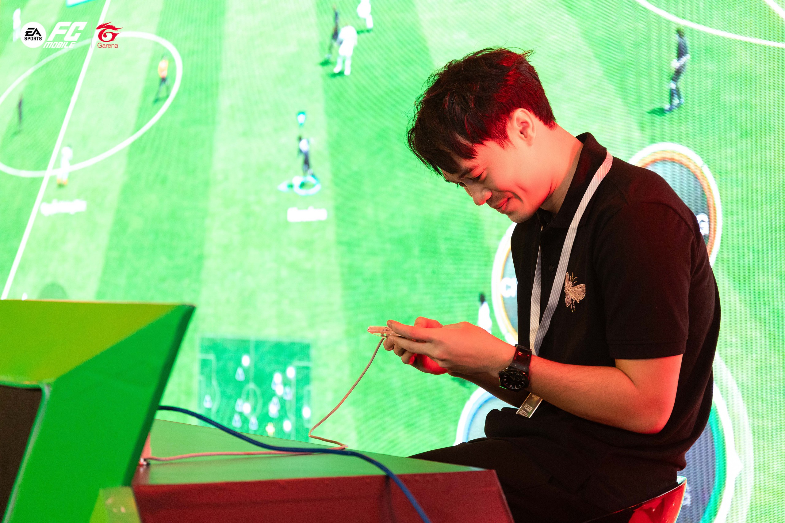 Màn trình diễn sân cỏ ảo hấp dẫn