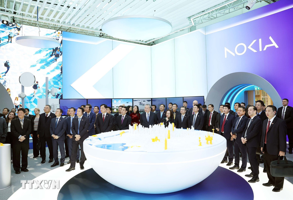 Tổng Bí thư Tô Lâm thăm Trung tâm trải nghiệm Nokia Chuyến thăm Trung tâm trải nghiệm Nokia tại Phần Lan