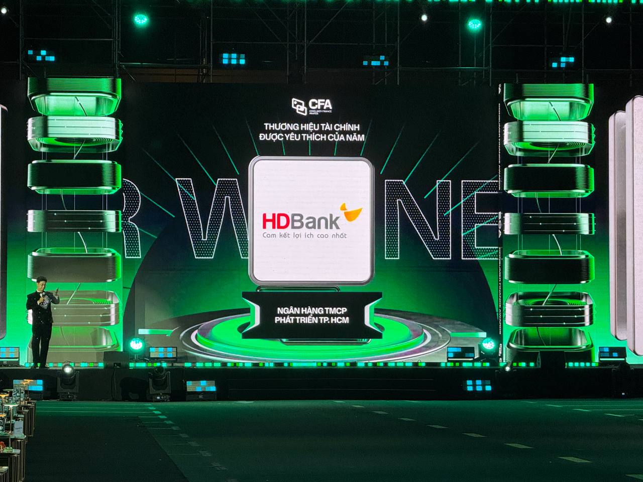Thương hiệu tài chính được yêu thích của năm tại Better Choice Awards 2025: chiến thắng thuộc về HDBank- Ảnh 2. Công nghệ Voice AI giúp khách hàng dễ dàng giao dịch