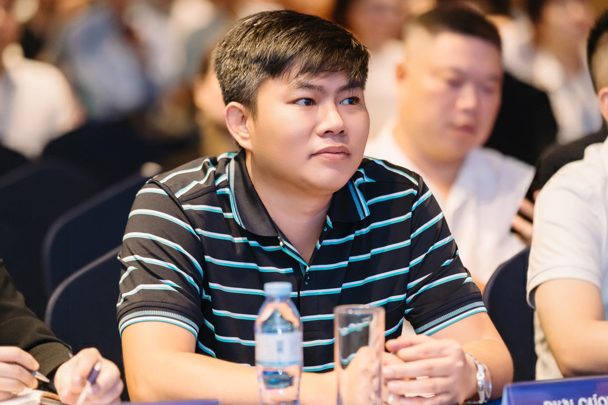 Cấu hình phần cứng VPS mạnh mẽ